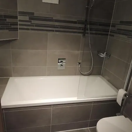 Pradamont 09 Appartement *